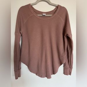 ARITZIA TNA Mauve Waffle Knit Long Sleeve Shirt, Size XS